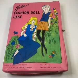 Vntg 1968 Julie Fashion Doll Case for 11 1/2 Inch dolls Barbie Doll Case Pink